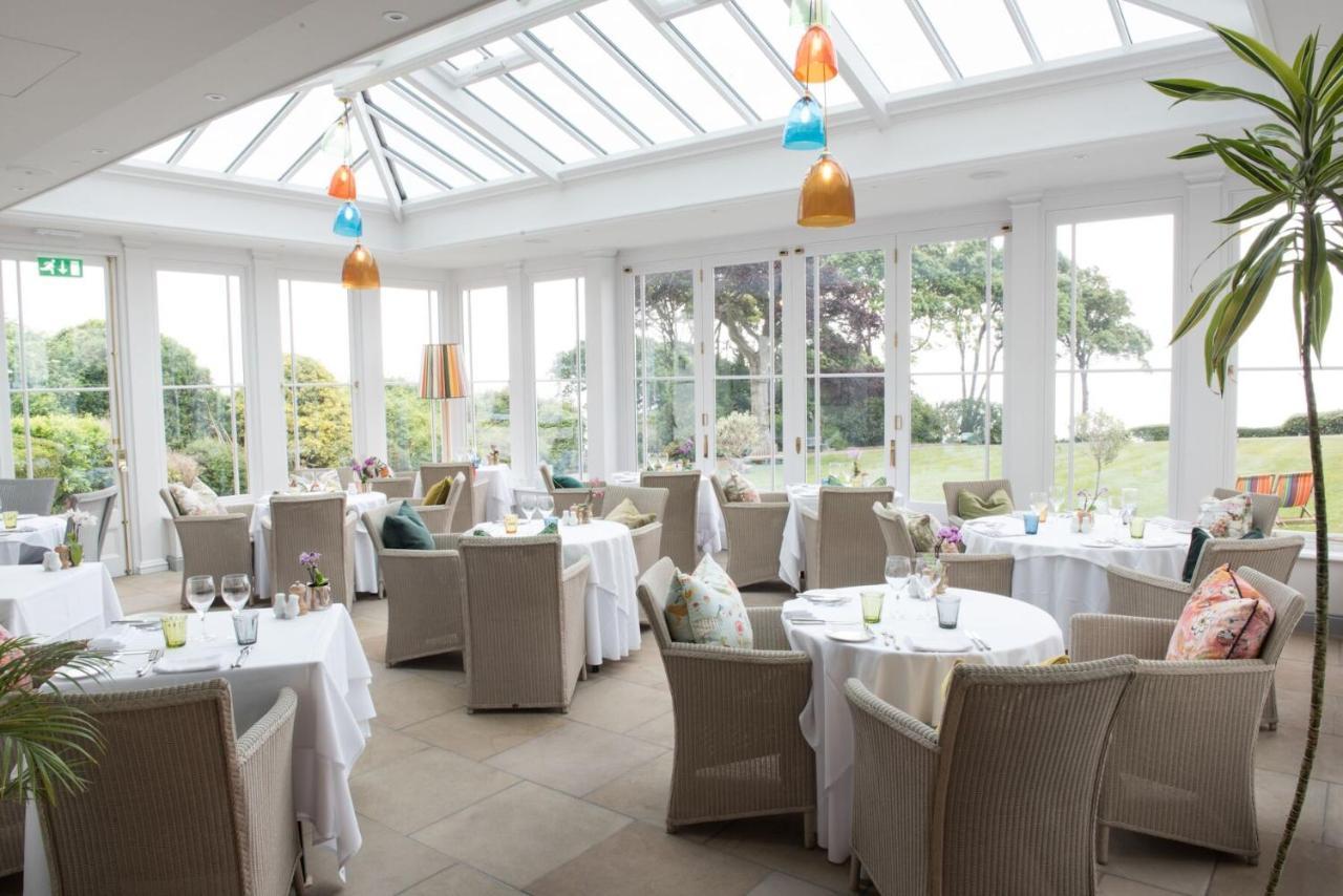 Alexandra Hotel & Restaurant 莱姆里吉斯 外观 照片